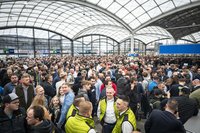 Eingangsbereich am ersten Messetag