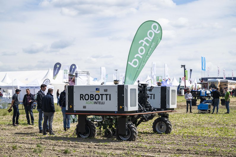 Bild FarmRobotix auf den DLG-Feldtagen 2024 - digitale Technologien in der landwirtschaftlichen Praxis 