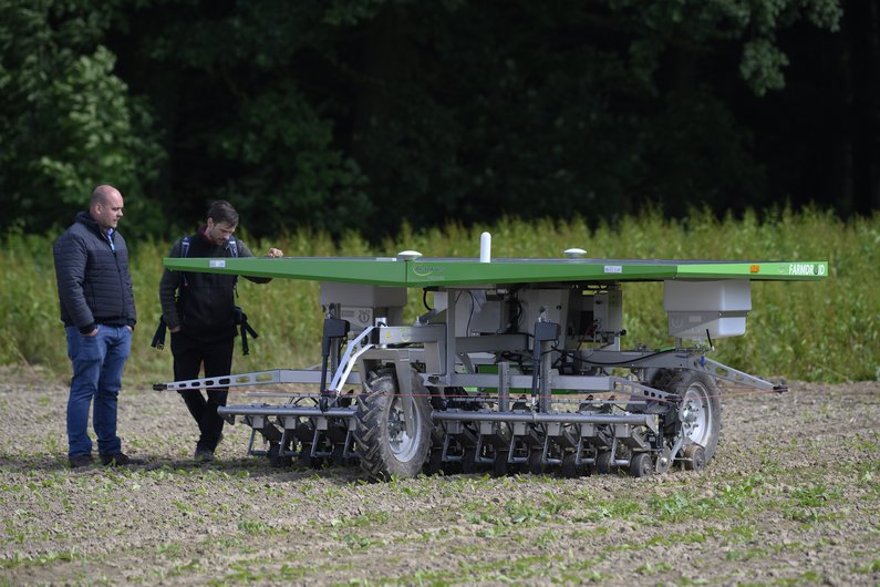 Bild FarmRobotix auf den DLG-Feldtagen 2024 - digitale Technologien in der landwirtschaftlichen Praxis 